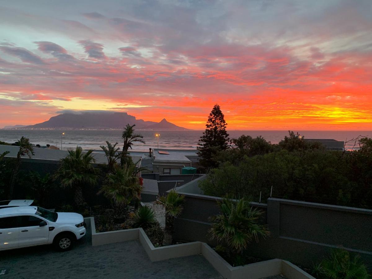 Heaven On Earth - Blouberg Beachfront Self-Catering Apartment Блаубергстранд Экстерьер фото