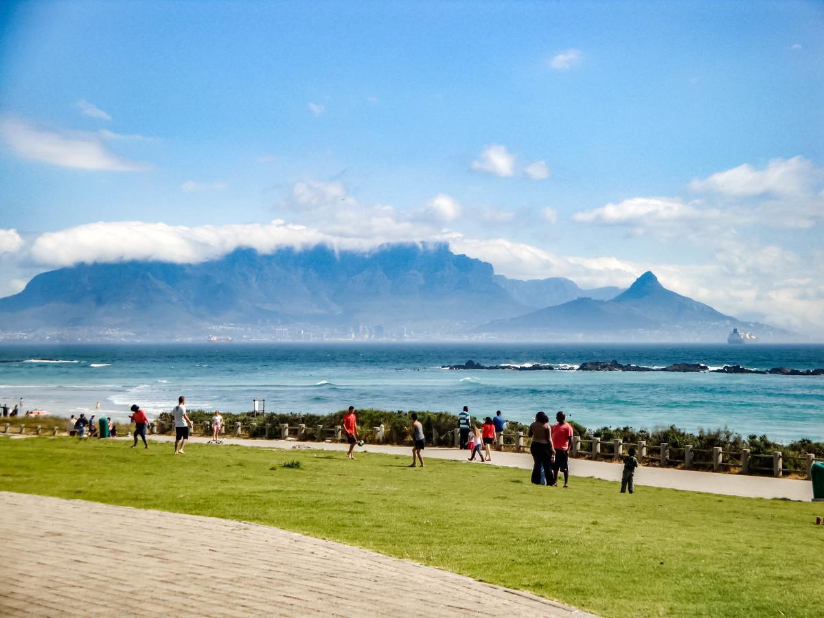 Heaven On Earth - Blouberg Beachfront Self-Catering Apartment Блаубергстранд Экстерьер фото